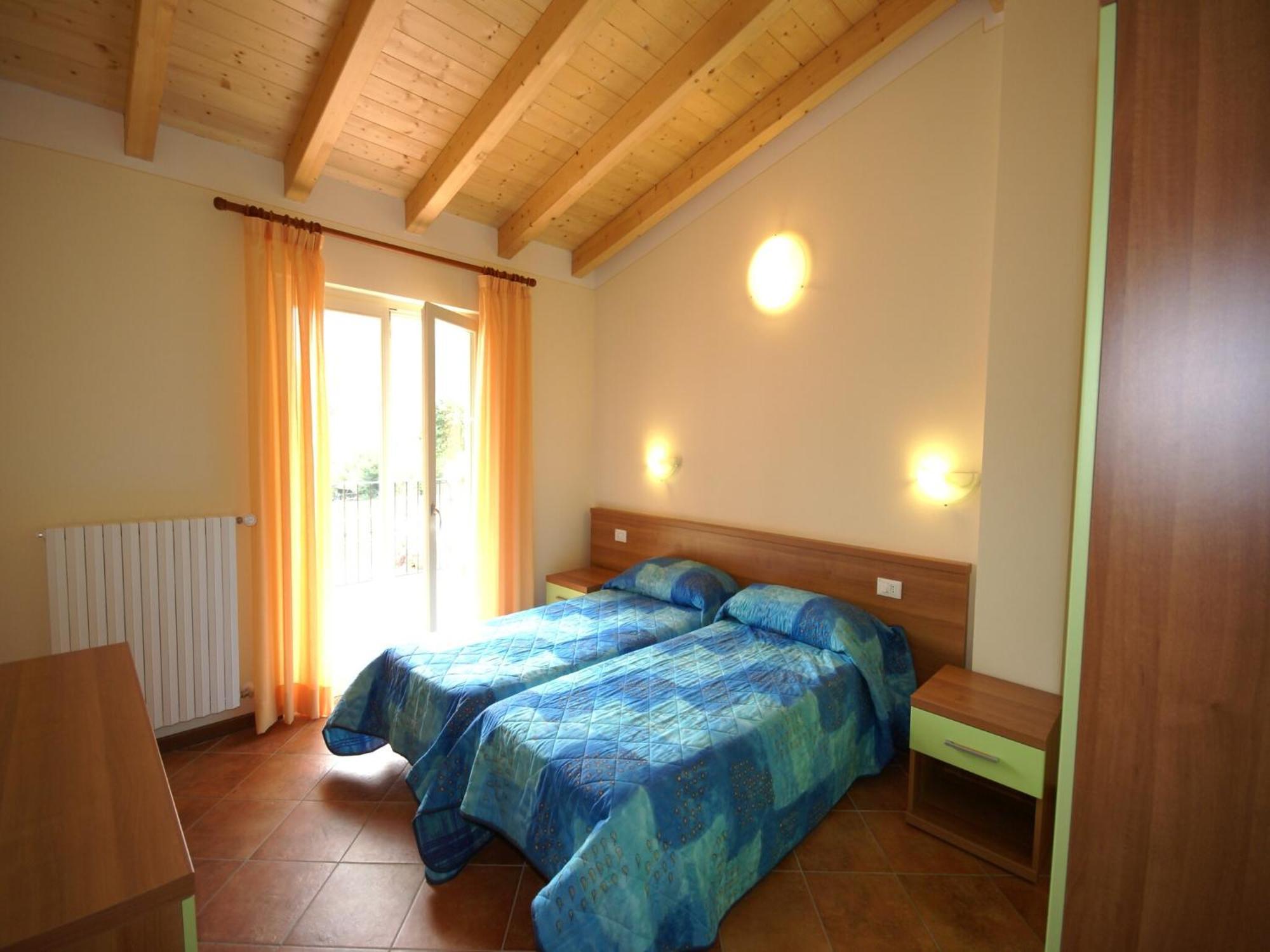 Spacious Apartment In Idro With Shared Pool Crone Exterior photo